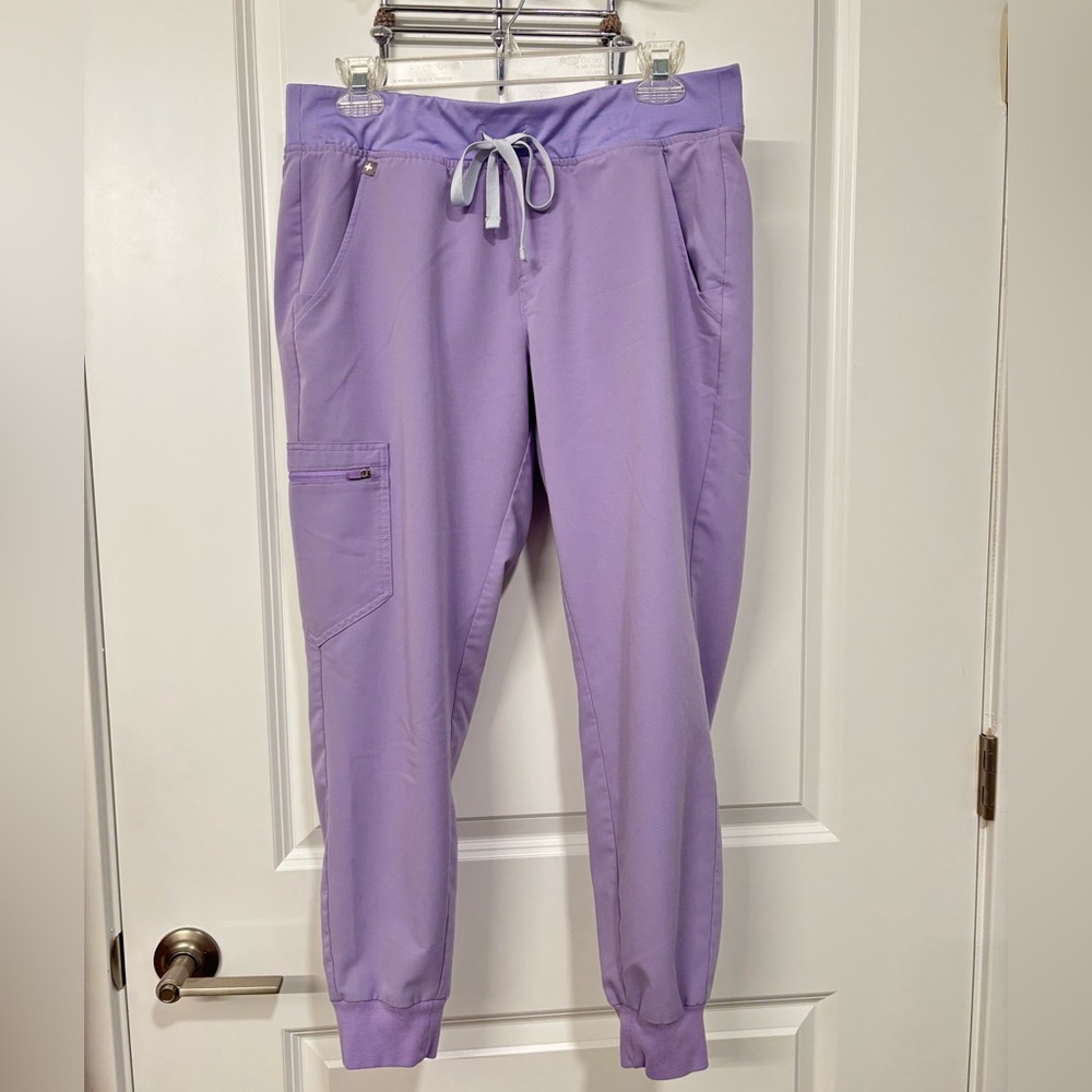 FIGS Zamora jogger pants (Petite Medium)